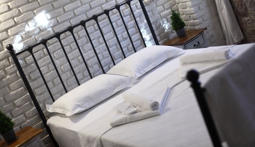 Standard Double Room, Garden View