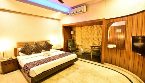 Superb Room