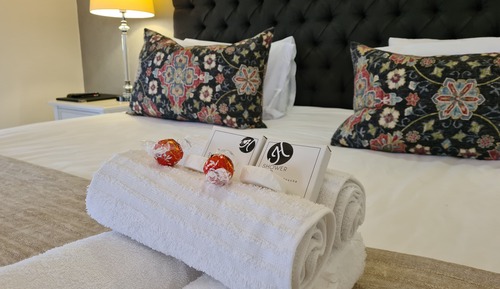 Deluxe Suite, 1 Queen Bed