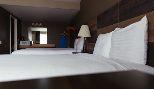 Comfort Room, 2 Queen Beds, Accessible