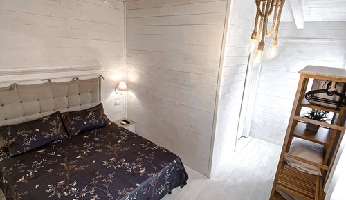 Panoramic Cabin
