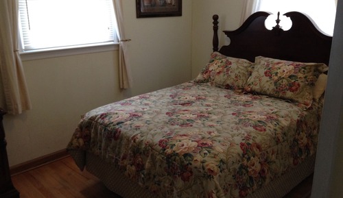 Economy Cottage, 3 Bedrooms, Kitchen, Garden Area