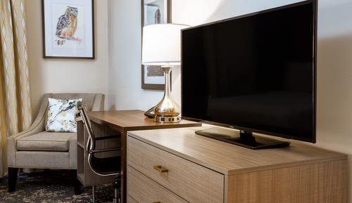 Room, 2 Queen Beds, Accessible (Communications, Mobil, Roll-In Shower)
