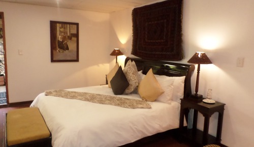 Honeymoon Studio Suite