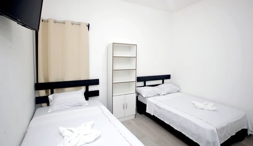 Room, 2 Double Beds (50 USD)