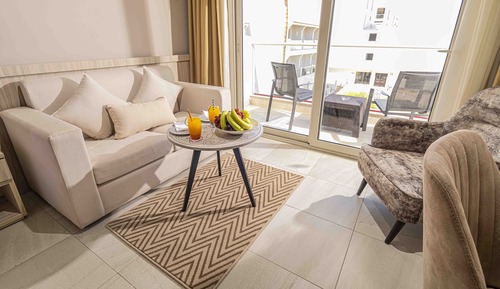 Superior Double or Twin Room, Garden View