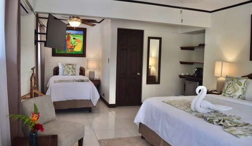 Premium Triple Room