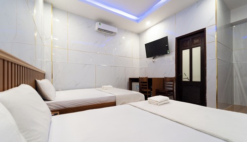 Superior Triple Room