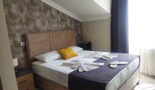 Junior Triple Room