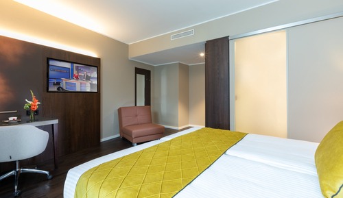 Comfort Triple Room