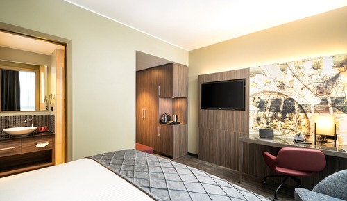 Superior Triple Room
