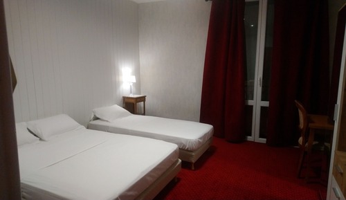 Triple Room