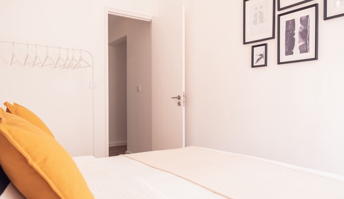 City Apartment, 1 Bedroom, Balcony (Conqvistador 102)