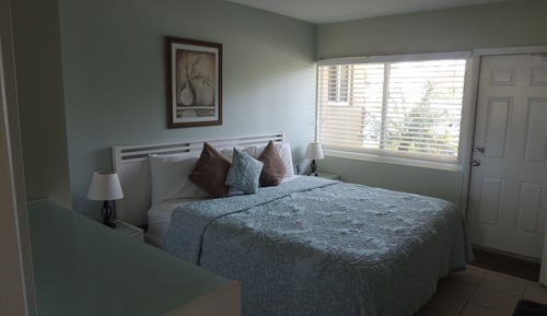 Comfort Condo, 1 Bedroom (Intracoastal View)