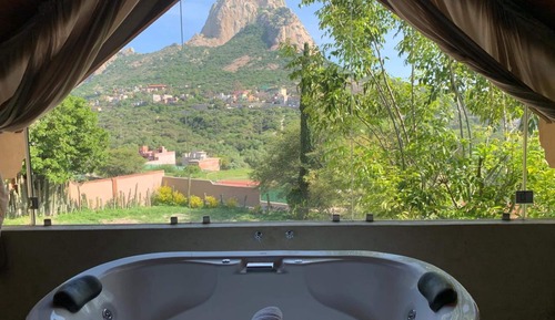 Elite Cabin, Mountain View