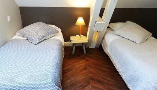 Loft, 2 Bedrooms (Le Canal)