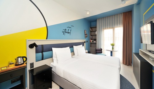 Standard Twin Room