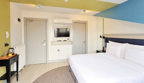 Terrace Room