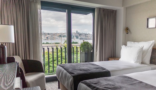 Standard Double or Twin Room (Bosphorus View)
