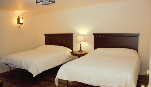 Standard Room, 2 Queen Beds, Non Smoking, Mountain View