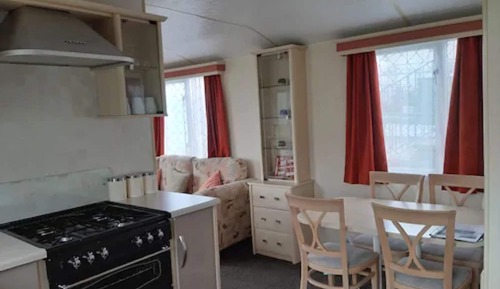 Platinum Caravan (6 Person) - No Pets