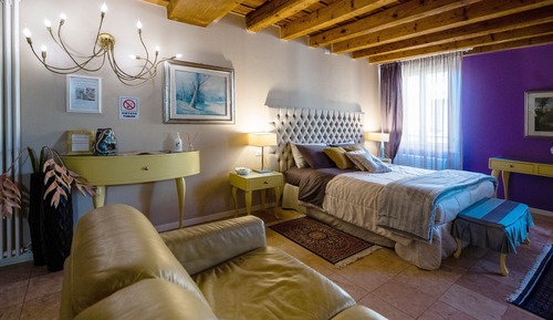 Deluxe Studio Suite