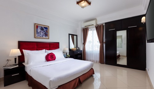Deluxe Double or Twin Room, City View