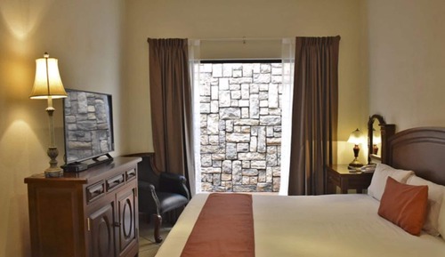 Junior Suite (Honeymoon)