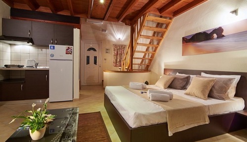 Deluxe Duplex