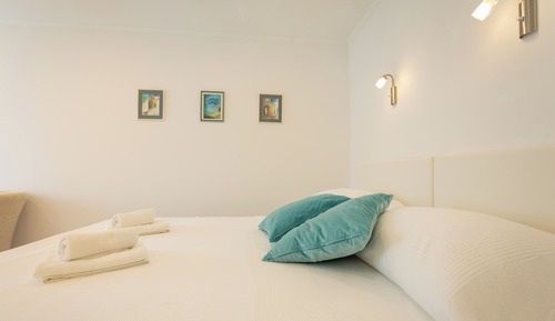 City Apartment, Patio (1 Bedroom)