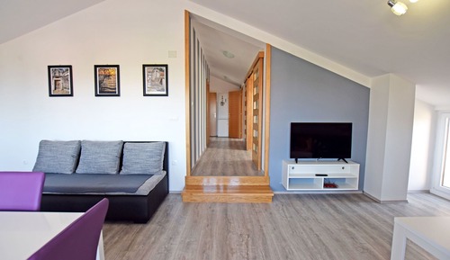 Apartment (A2)