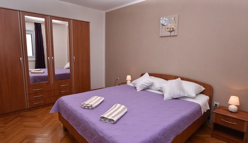 Apartment (A1)