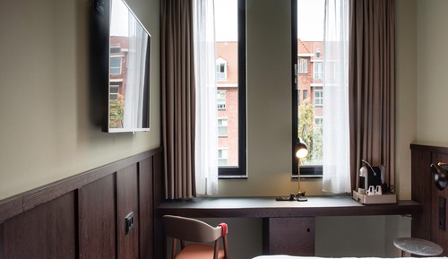 Standard Double Room (Modern Monk)