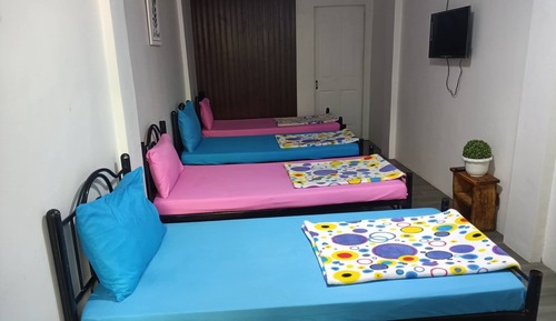 Family Room, 4 Bedrooms