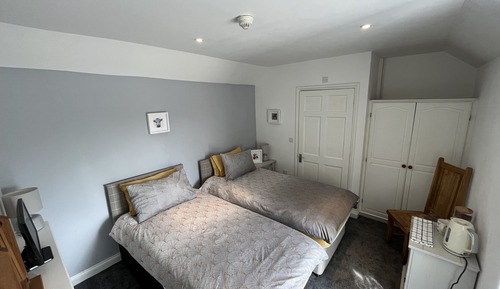 Twin Room (Severn)