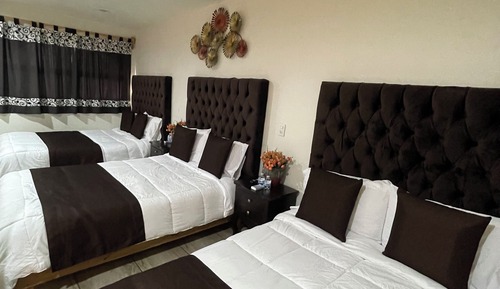 Sextuple Room