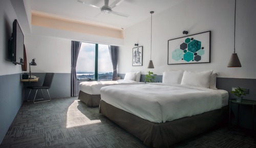 Deluxe Triple Room