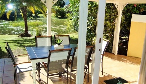 House, 3 Bedrooms, Garden View