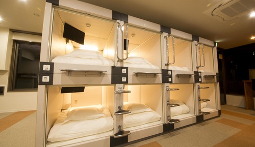 Capsule Room