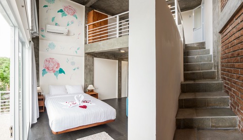 Premium Loft