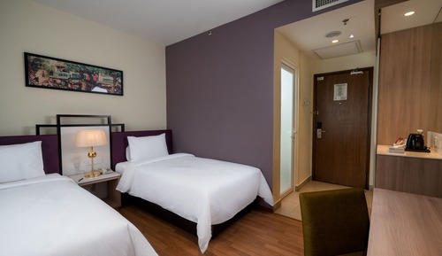 Superior Twin Room, City View