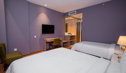 Family Room, Multiple Beds