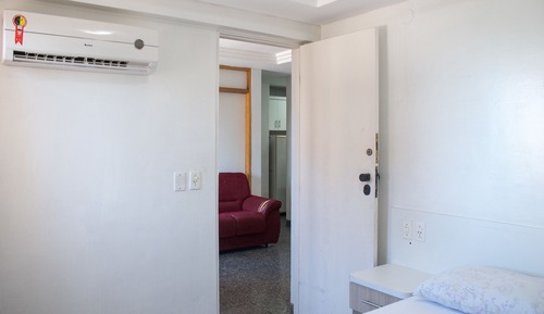 2 Bedroom Apartment with Sea View