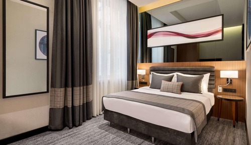 Superior Room, 1 Queen Bed, Non Smoking