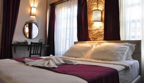 Elite Room, 1 Queen Bed