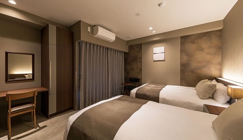 Twin Room, Smoking (3 Guests, Eco)