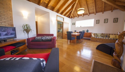 House (1 Bedroom)