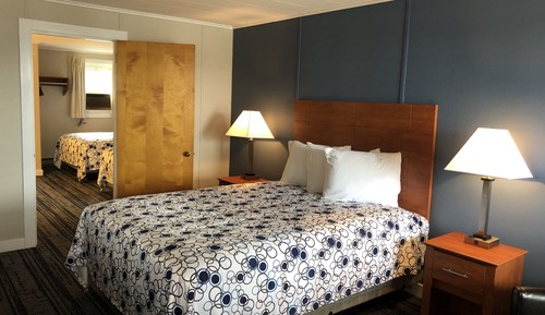 Standard Room, 1 King Bed