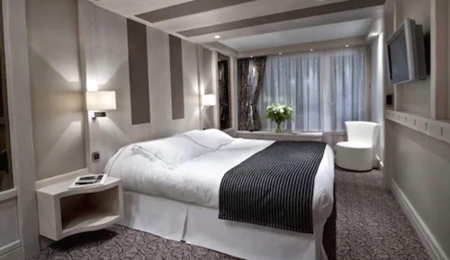 Superior Suite, Balcony (Tenzing)