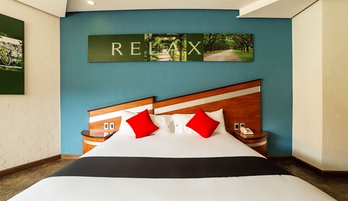 Premier Room, 1 King Bed